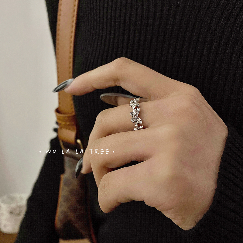 Nhẫn Đeo Tay Hình Bướm Đính Đá Thời Trang Sang Trọng Cho Nữ