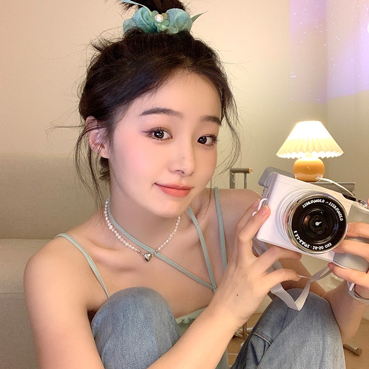 Vòng Cổ Choker Mặt Trái Tim Từ Tính Đính Hạt Ngọc Trai Cổ Điển Cho Nữ