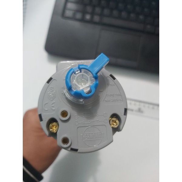Role cọc bình nóng lạnh ariston