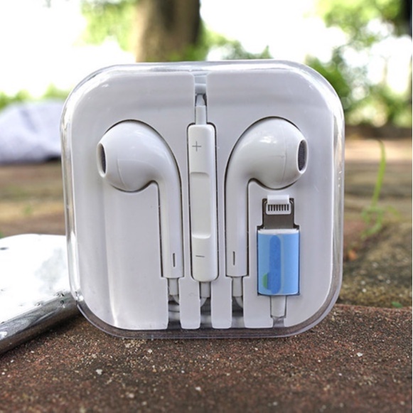Tai nghe cổng Lighting có Mic kết nối bluetooth cho Iphone 7/8/X/Xr/XsMax/11/11Pro/11ProMax(BH 6 tháng)