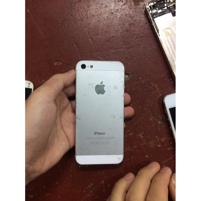 Cụm sau IPhone 5g lock | BigBuy360 - bigbuy360.vn