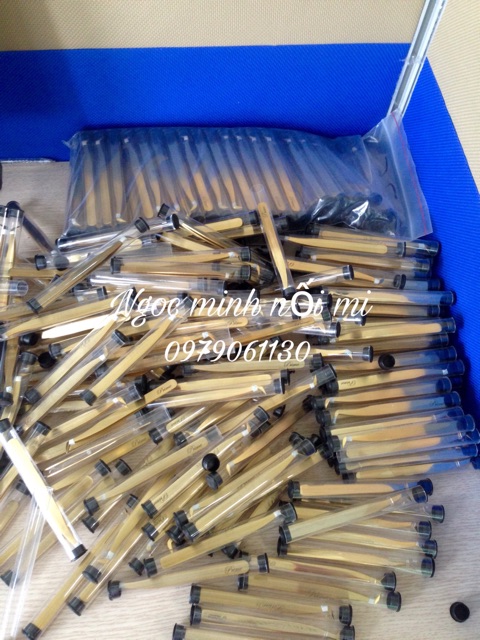 Nhíp nối mi Volume