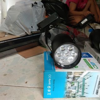 Đèn led rọi chạy ray