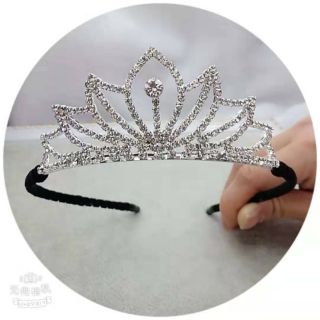 Vương miện cho bé gái