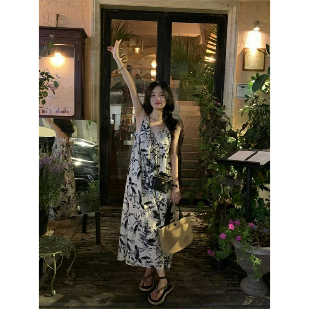 Đầm Hoa Hai Dây Dáng Dài Cổ V Thời Trang Sành Điệu 61410