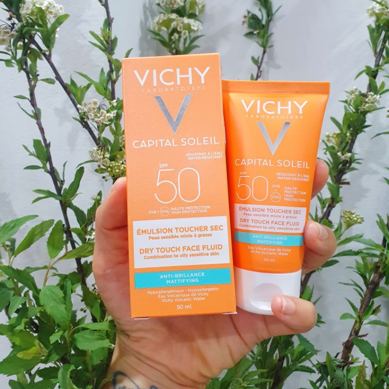 Kem Chống Nắng Vichy SPF 50 Ideal Soleil 50ml cho da dầu, mụn, nhạy cảm - Family Cosmetics