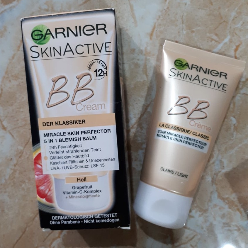 BB Cream Garnier với tông màu Sáng All in 1 Light