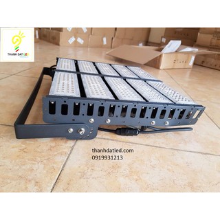 Đèn pha led 500w philips