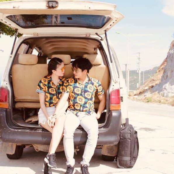 Áo sơ mi hoa hướng duơng. Vải kate thái mềm mịn