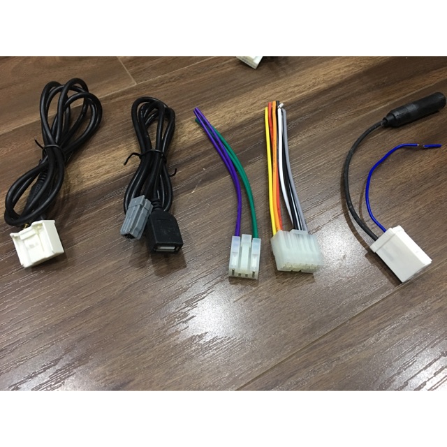 Cáp cable cho đầu CD oto Toyota