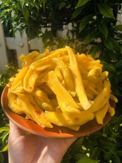 Xoài sấy ngon muối ớt