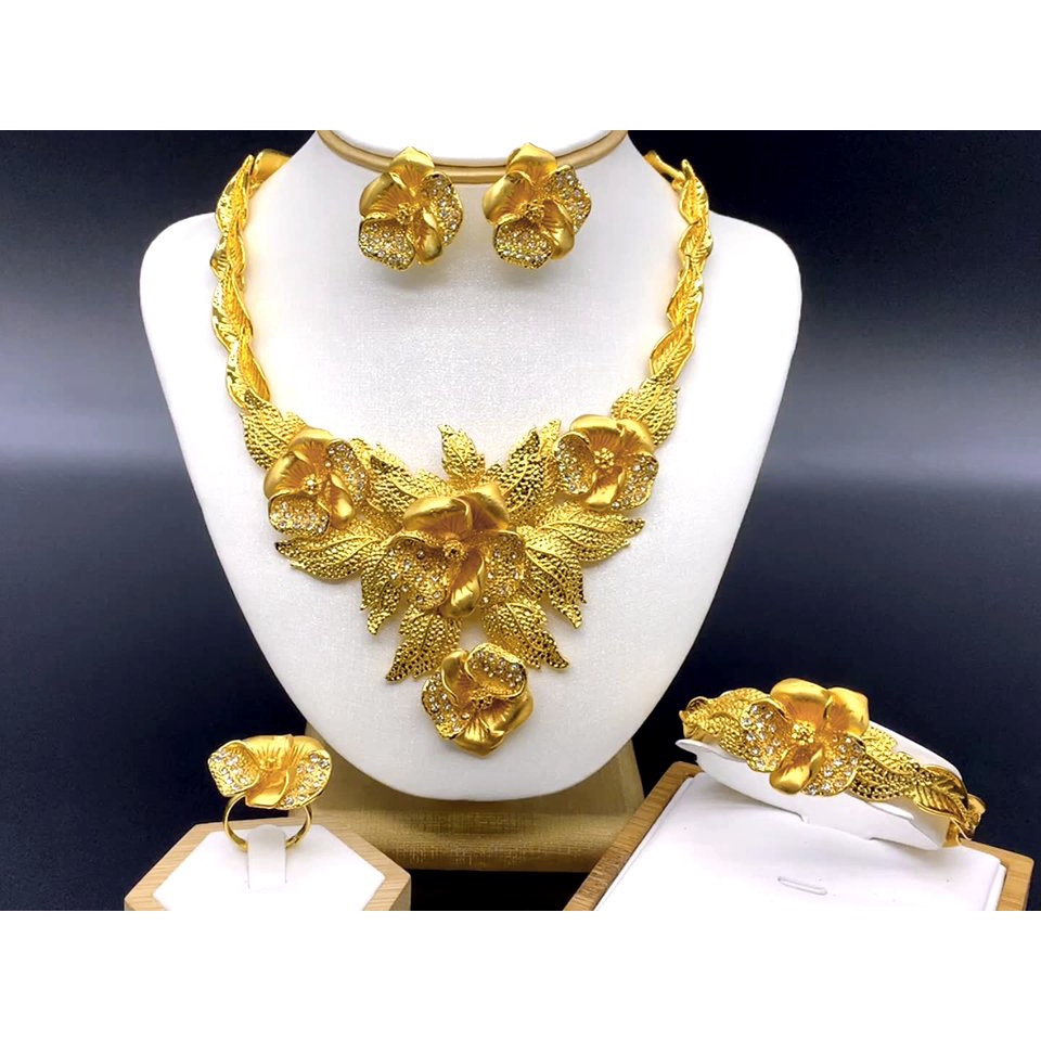 Bộ trang sức 5 món hoa đính đá mạ vàng sang trọng M05