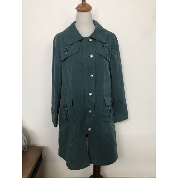 size M to áo khoác dáng dài màu xanh ngọc đậm nữ 2hand mới đét