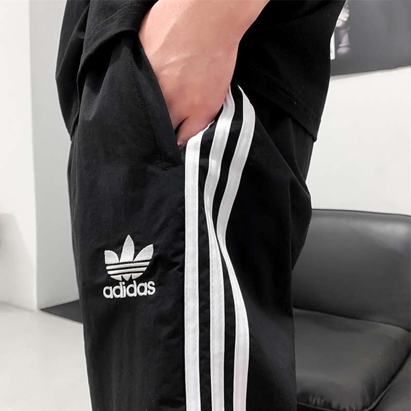 Quần Thể Thao Adidas Dệt Kim Thiết Kế Năng Động Trẻ Trung Hợp Thời Trang Cho Nam Nữ