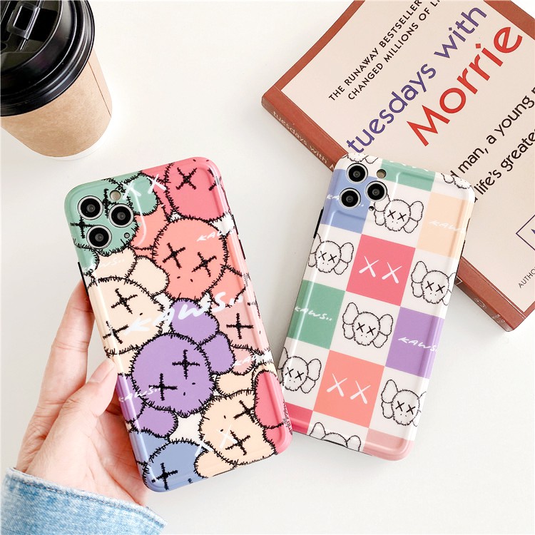 Ốp lưng iphone Kaws 7  màu IMD dày dặn viền nổi 6/6plus/6s/6splus/7/7plus/8/8plus/x/xr/xs/11/12/13/pro/max/plus/promax | BigBuy360 - bigbuy360.vn