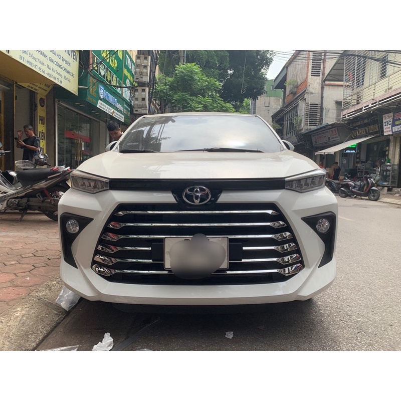 Ốp trang trí mặt ca lăng, calang, calăng DƯỚI xe TOYOTA  AVANZA 2022, 2023 chất liệu INOX cao cấp