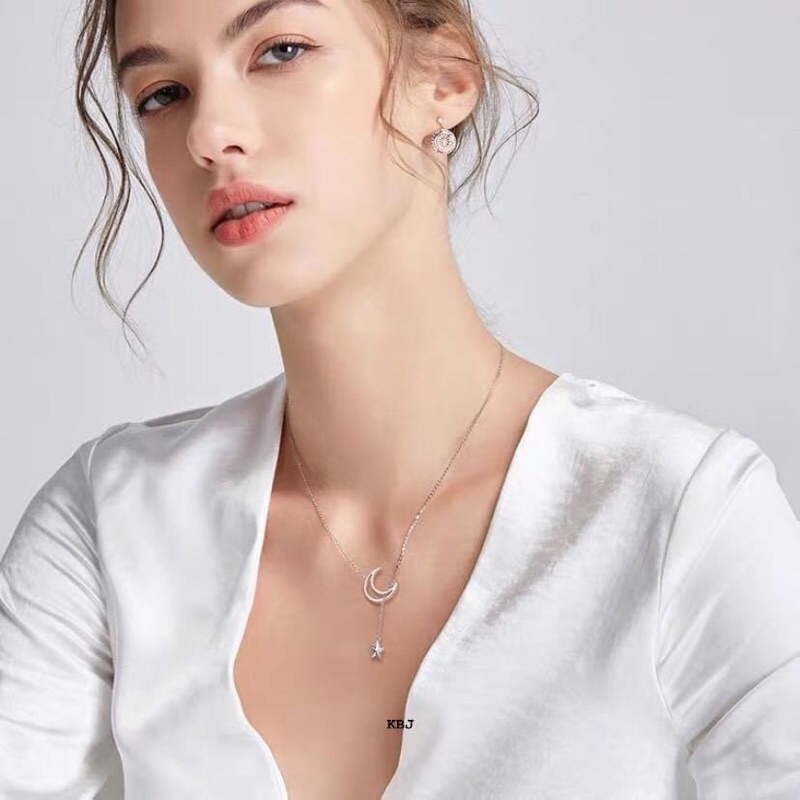 dây chuyền bạc mặt trăng, có mẫu đeo thực tế