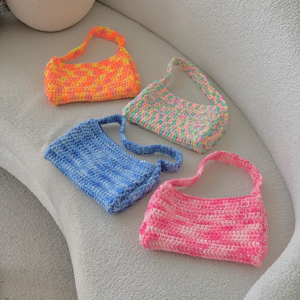Túi len đeo vai / kẹp nách đính hoa nhỏ handmade - Crochet Handbag