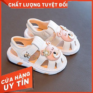 Giày tập đi - Sandal cho bé trai bé gái tập đi đế mềm chống trơn trượt, phát tiếng kêu phong cách Hàn Quốc G11
