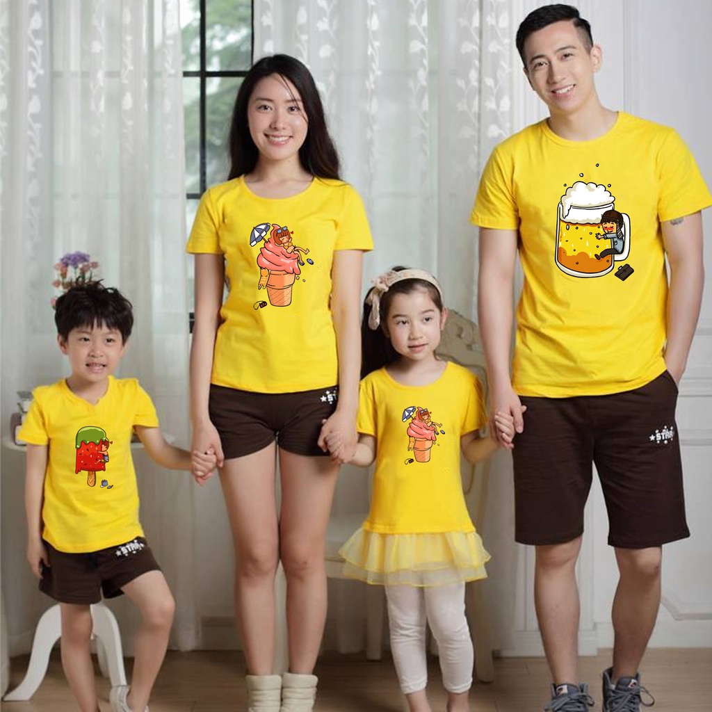 Áo gia đình , kem , bia màu vàng , cổ tròn siêu đẹp