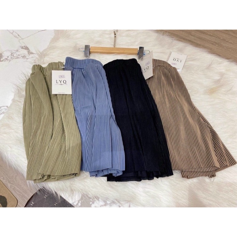 Quần short nữ thun lạnh ly nhỏ siêu hot chất đẹp mầu trắng đen deal tốt | BigBuy360 - bigbuy360.vn