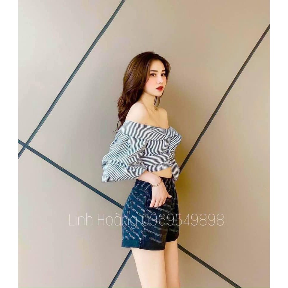 Áo kẻ croptop xoắn eo tay dài như hình