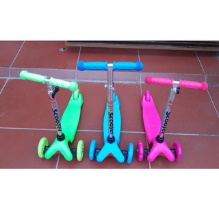 XE TRƯỢT SCOOTER 0072 - 3 màu (Xanh Dương, xanh Lá, Màu hồng)