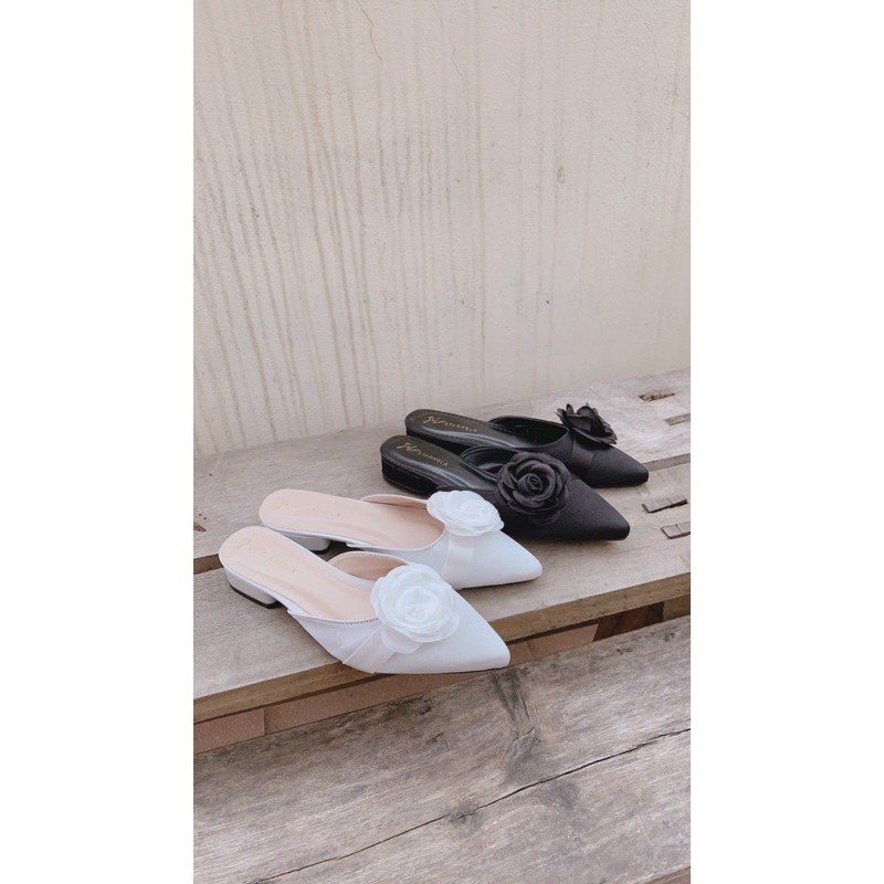 giày bệt nữ mũi nhọn nơ hoa cạnh sẵn 2 màu | BigBuy360 - bigbuy360.vn