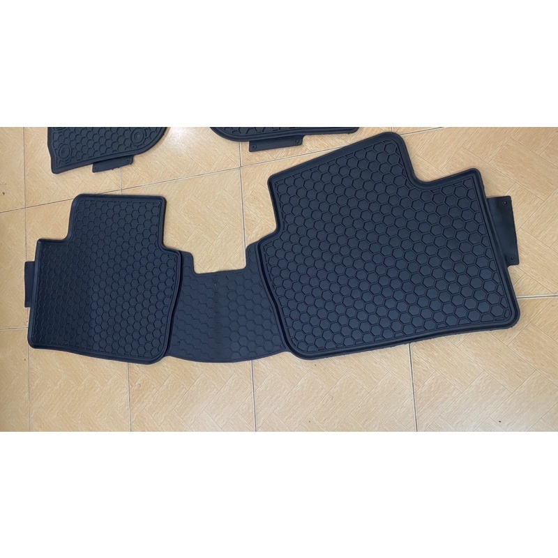 Thảm lót sàn cao su Honda City 2014- 2021- 2022 cao cấp loại đúc dày theo xe mẫu tổ ong chữ đỏ