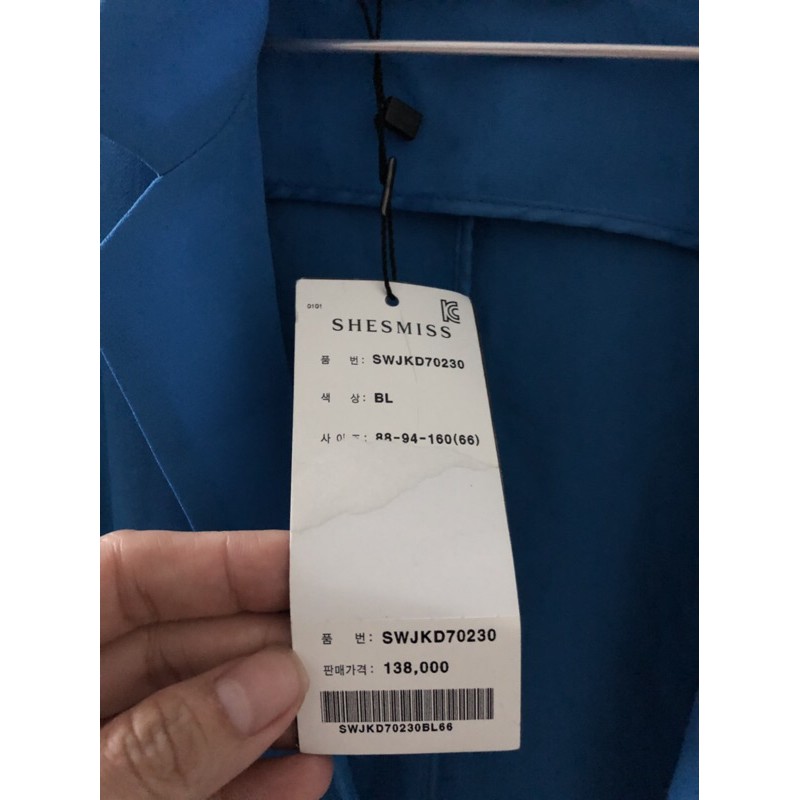 Blazer VNXK Shesmiss màu xanh da trởi đẹp | BigBuy360 - bigbuy360.vn