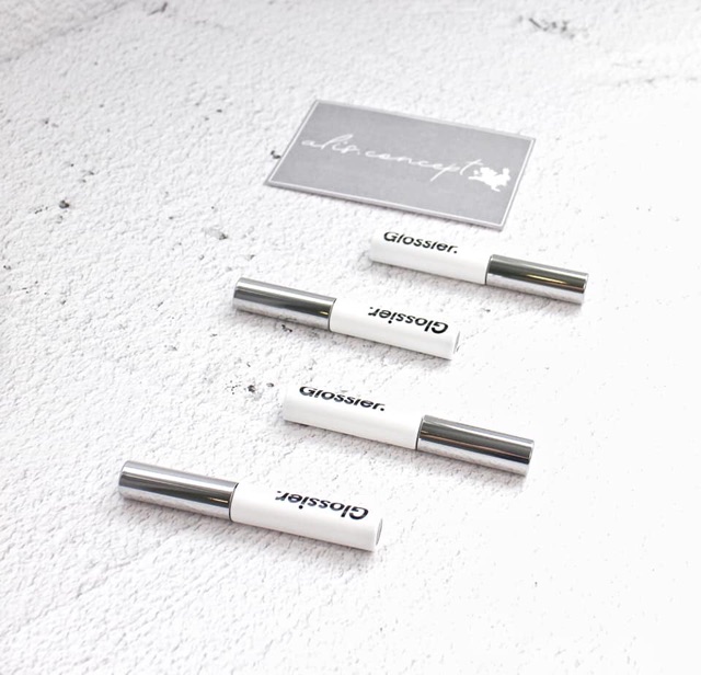 Gel chuốt lông mày Boy Brow màu của Glossier