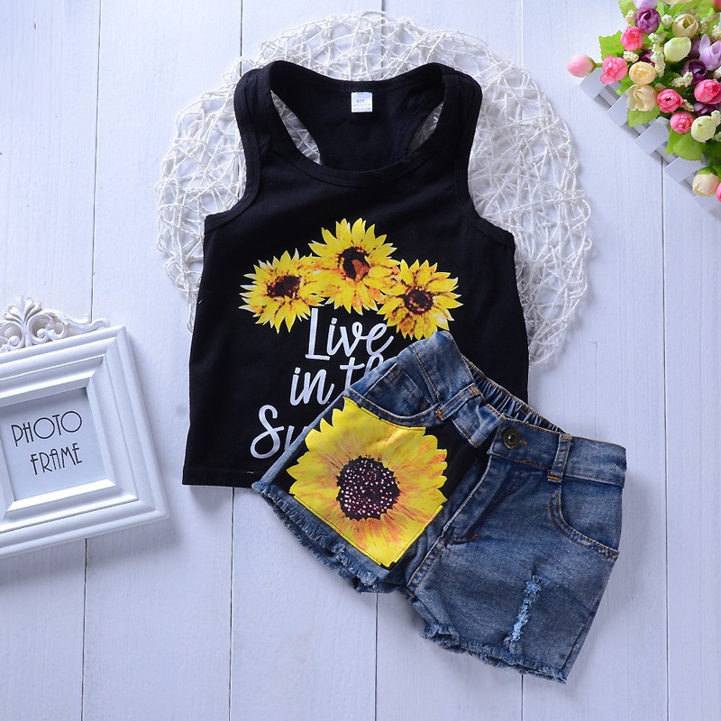Set áo thun 3 lỗ &amp; quần short in hoa hướng dương cho bé gái