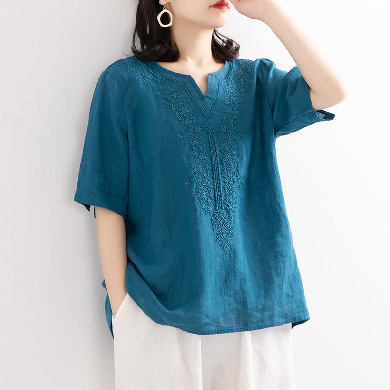 Áo Thun Cotton Lanh Tay Lửng Cổ Chữ V Thêu Họa Tiết Phong Cách Mới Mùa Hè Cho Nữ