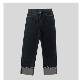 Quần jeans sắn gấu