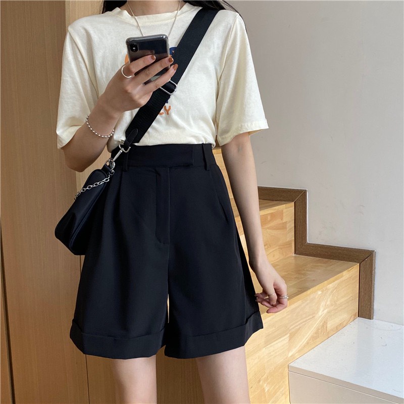 Quần Short Cạp Cao Hai Màu Đen Be và áo Croptop Phong Cách_C30