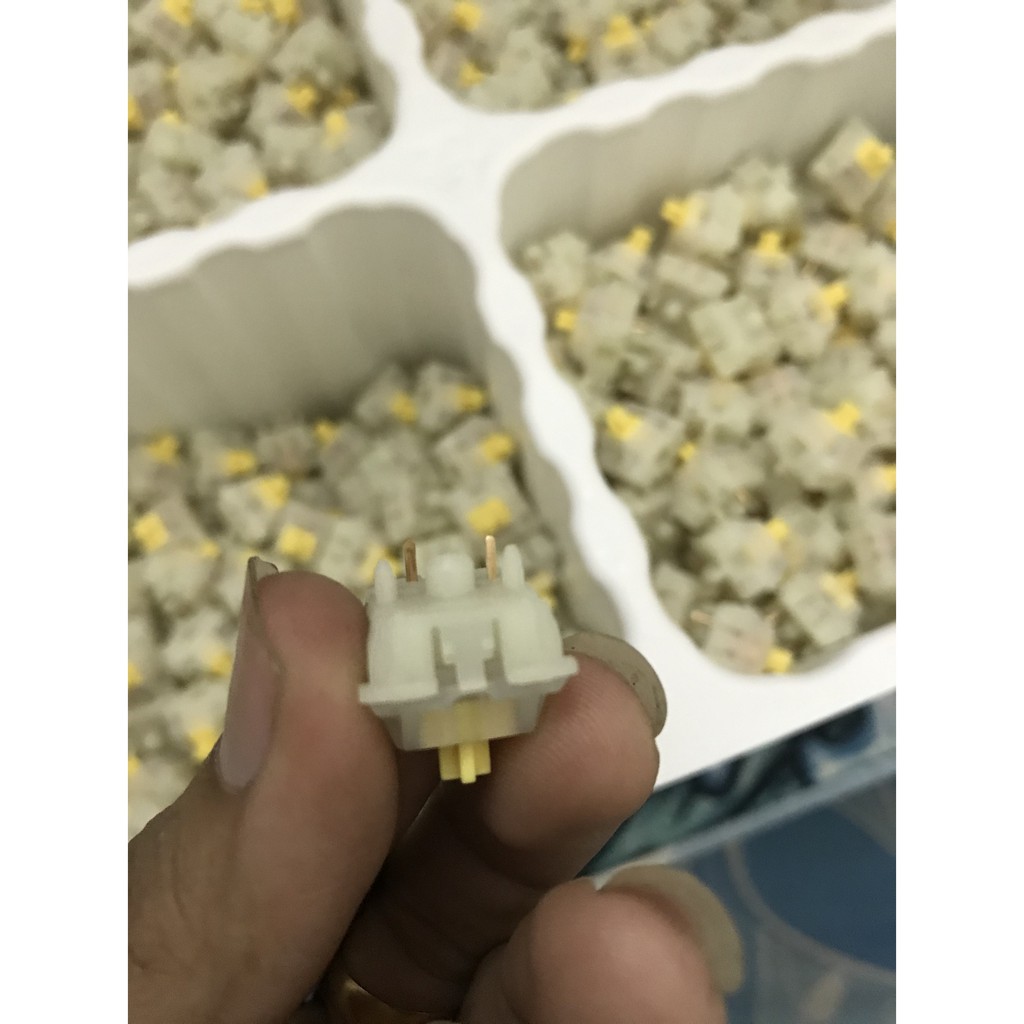 Switch Gateron Milky (KS3X1) - Milky Yellow và Milky Black - Gateron KS3X1 - Switch dùng cho bàn phím cơ | BigBuy360 - bigbuy360.vn