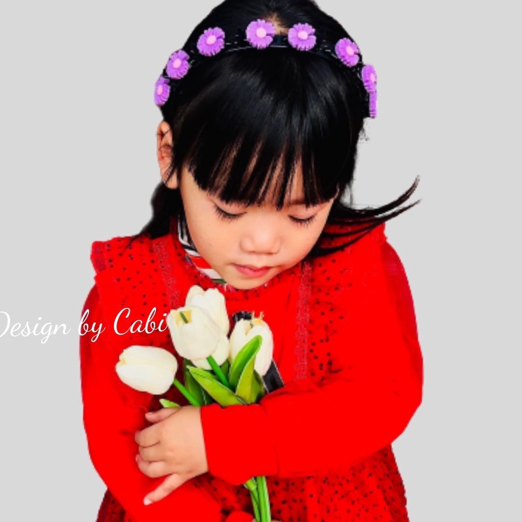 Bờm tóc tạo phồng đính hoạ tiết hoa phong cách Hàn Quốc dành cho bé gái.