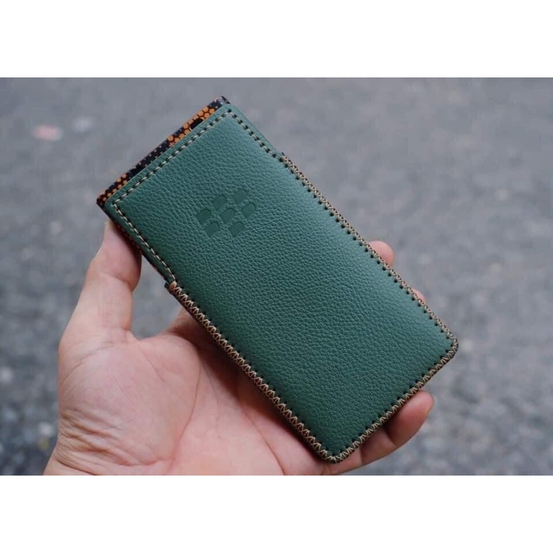 Bao da BlackBerry Key2 màu xanh ô liu handmade 100%