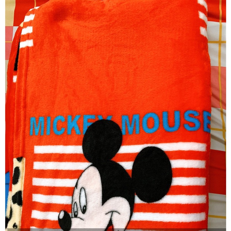 Mền Tuyết Nhung khổ to Chuột Mickey Đỏ 1m6x2m