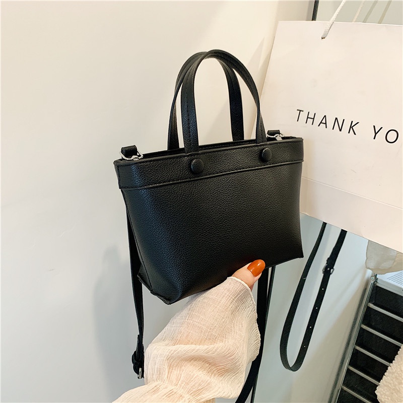 Năm Mới, Túi Nhỏ Tinh Tế Phổ Biến Năm 2022 Được Thiết Kế Cho Bé Gái Vào Mùa Hè. Túi Xách bucket Thời Trang Dạo Phố Sành Điệu