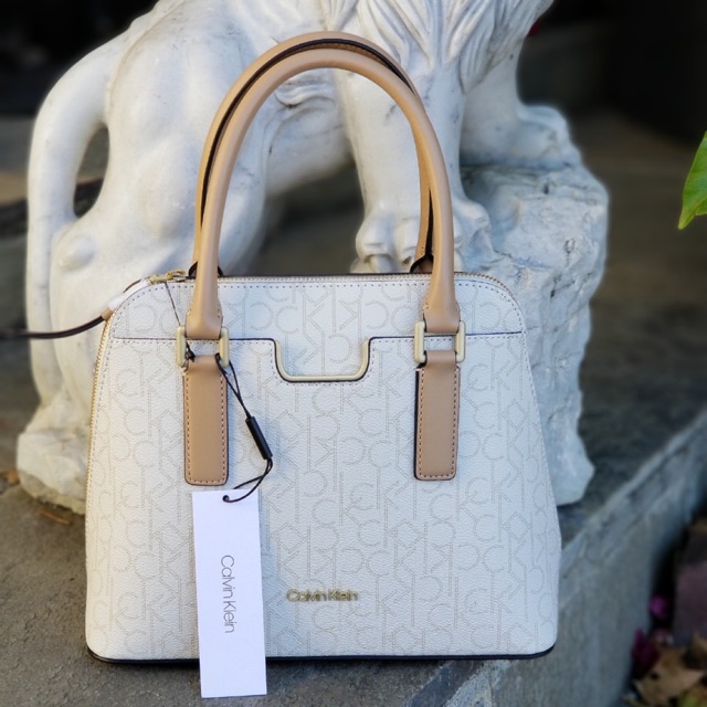 Túi calvin klein chính hãng sale
