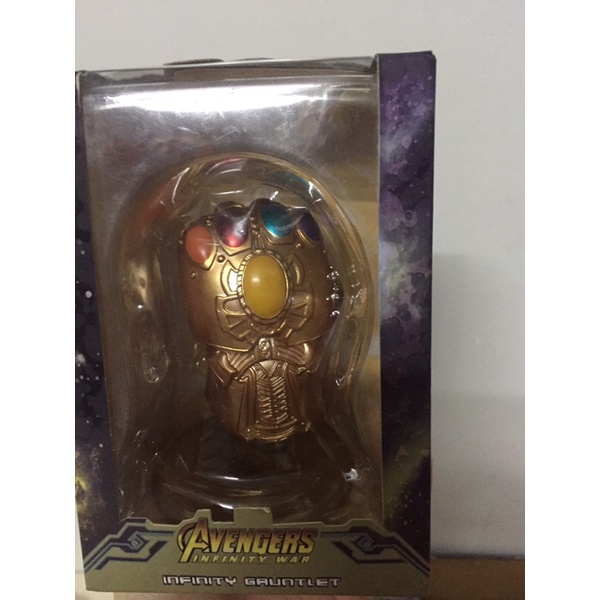 Mô Hình Bàn Tay Thanos 8cm