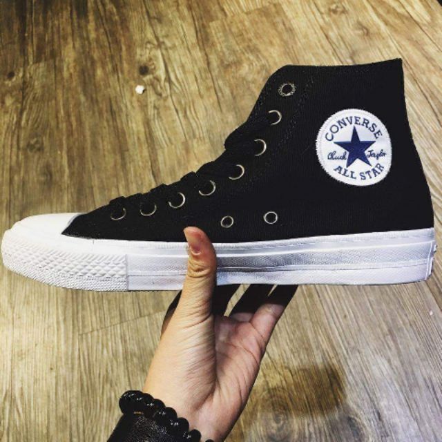 Giày converse chuck 2 size 38,