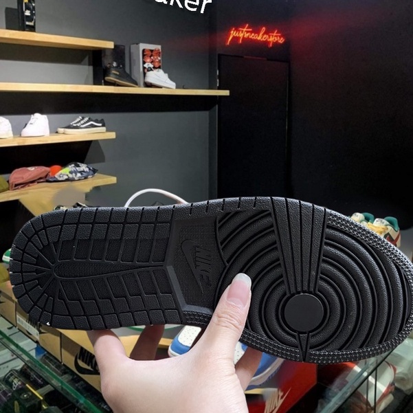 Giày thể thao sneaker Air Jordan 1 Low JD da lộn thấp  đen full  box | BigBuy360 - bigbuy360.vn