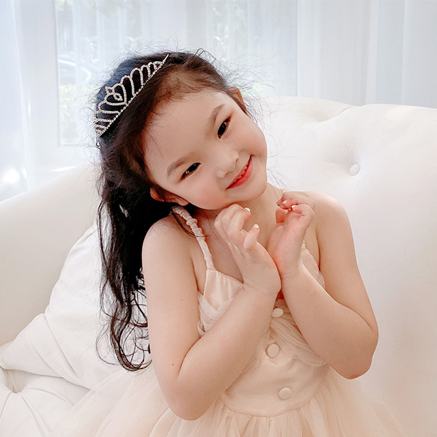 Kẹp Tóc Hình Vương Miện Xinh Xắn Dành Cho Bé Gái