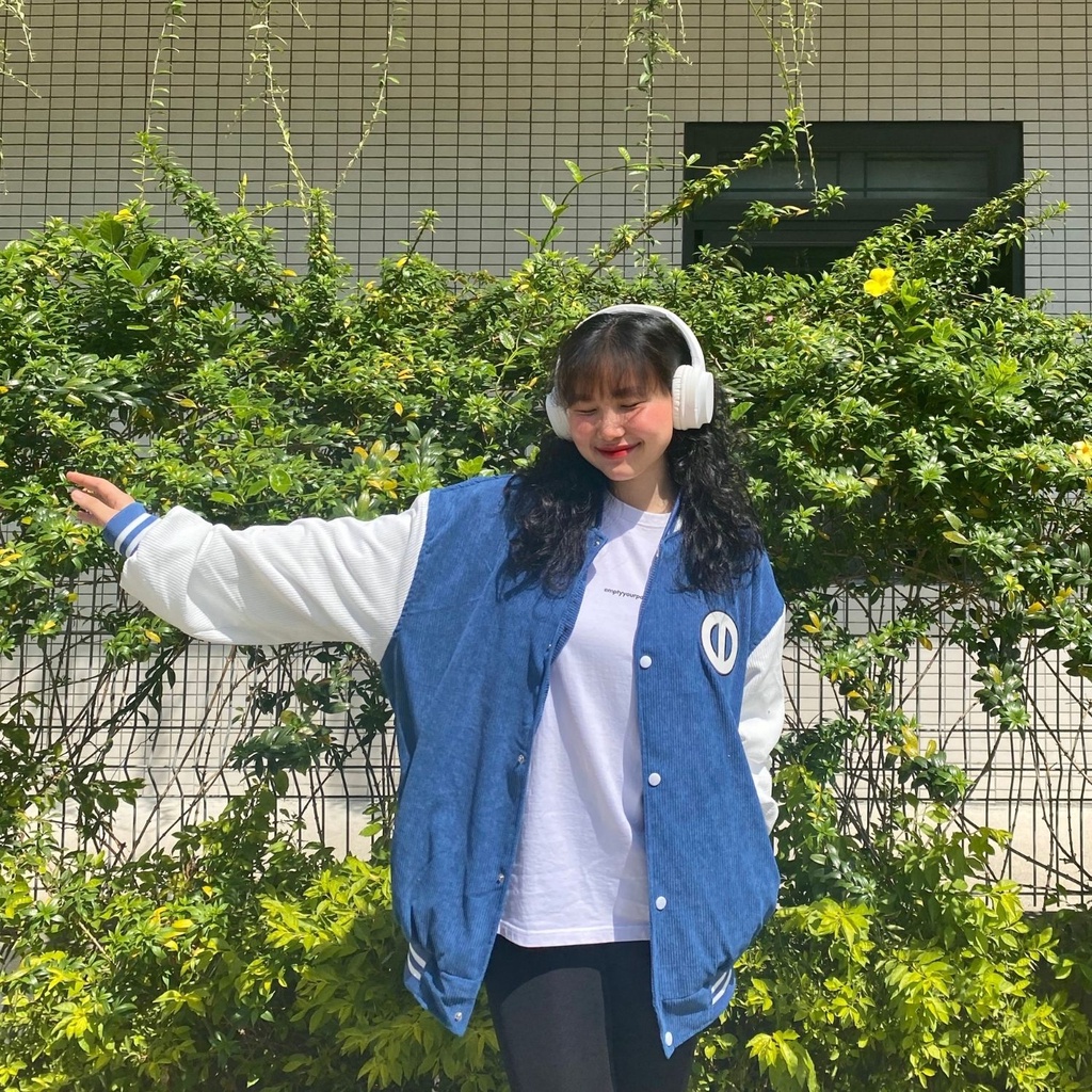 Áo Khoác Varsity Jacket Corduroy màu xanh dương bomber bóng chày basic nam nữ form rộng Local Brand ONTOP