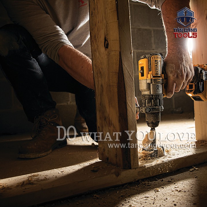 Máy Khoan Động Lực Dùng Pin DeWalt 18V DCD996N-KR ( Thân Máy )