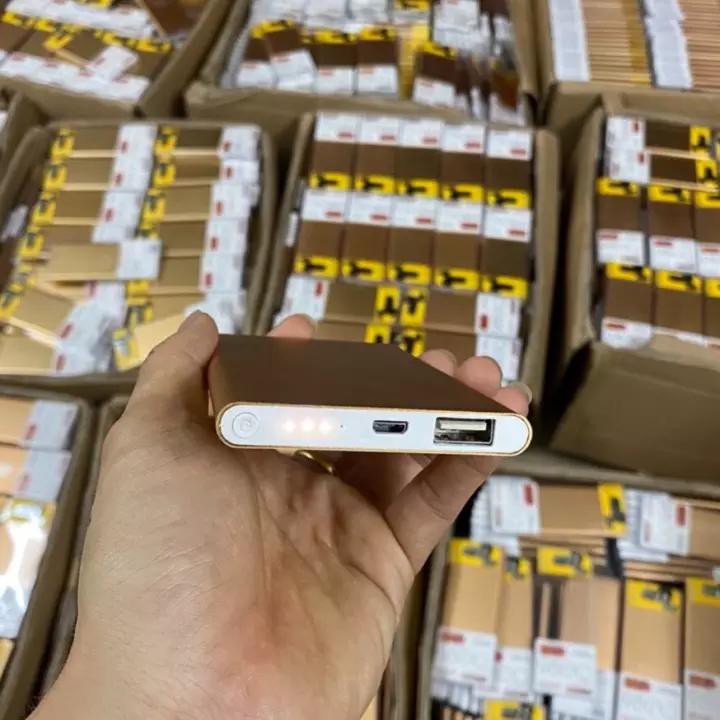 Sạc Dự Phòng ⚡️ 𝐅𝐑𝐄𝐄 𝐒𝐇𝐈𝐏 ⚡️ Pin Sạc Dự Phòng Vỏ Nhôm Nguyên Khối 9800mAh - Sạc Pin Nhanh - Sử Dụng An Toàn