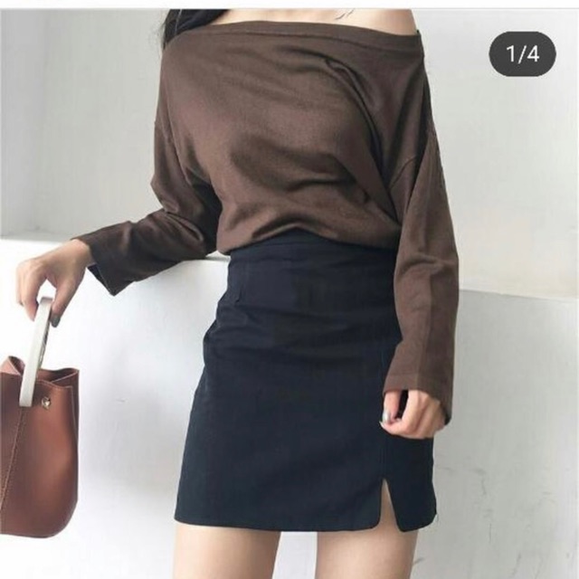 Chân váy xẻ đùi V