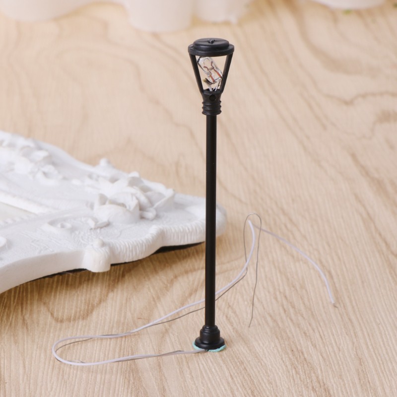Đèn đường mini trang trí sân vườn